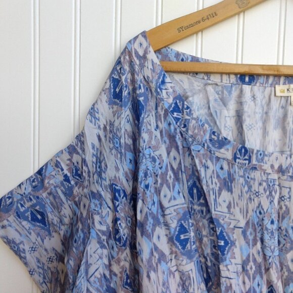Women's Boho Ikat Print Tunic Top Size XXL 2XL Blue Short Sleeve Kindom Viscose - Picture 2 of 10